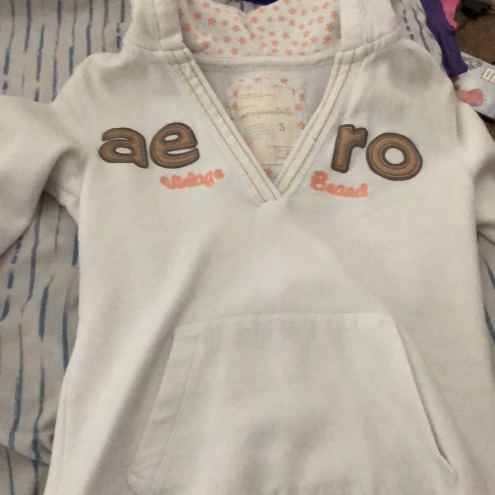 Aero hoodie size small